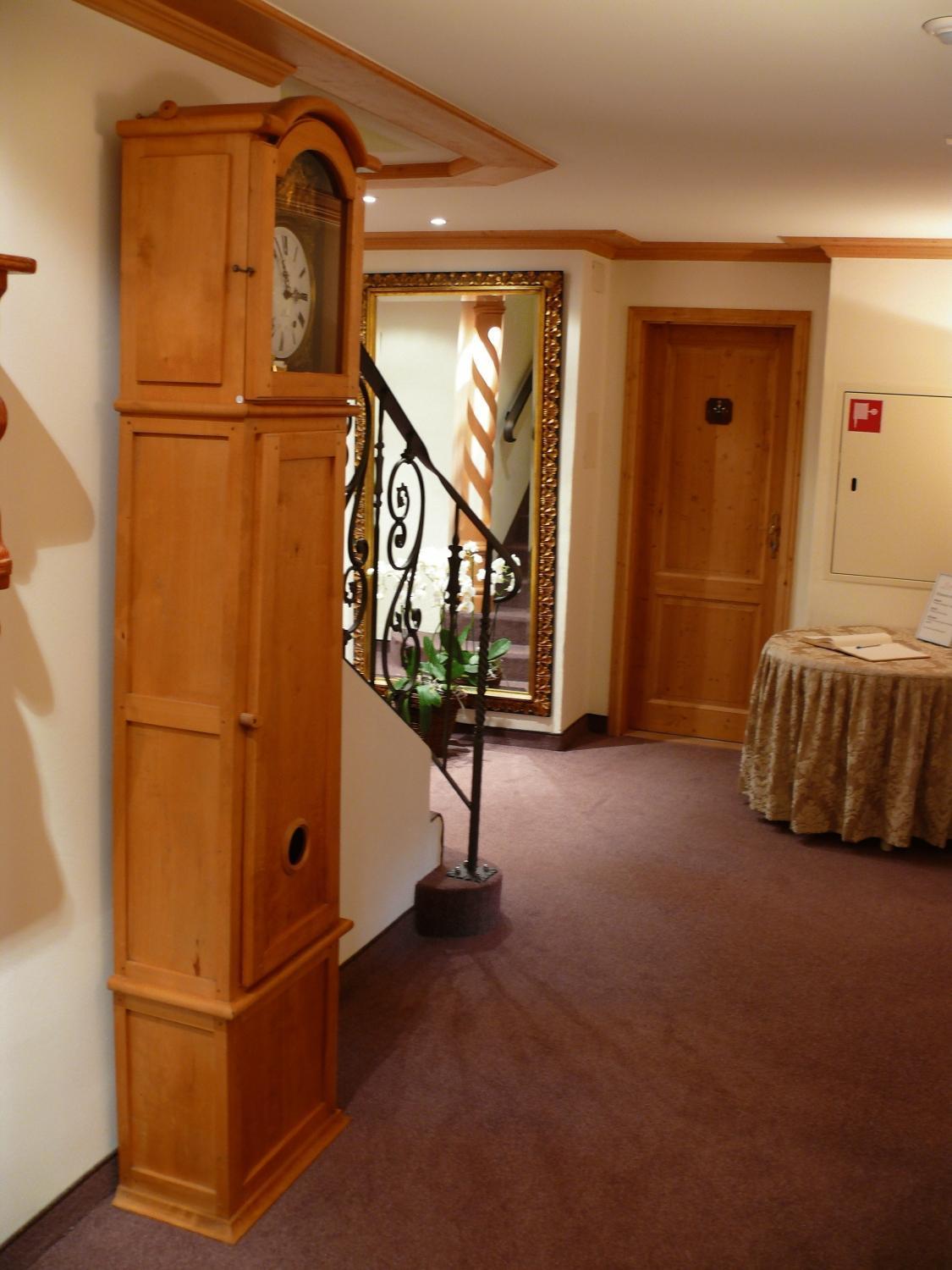 Sonnegg Hotel Zweisimmen Eksteriør bilde