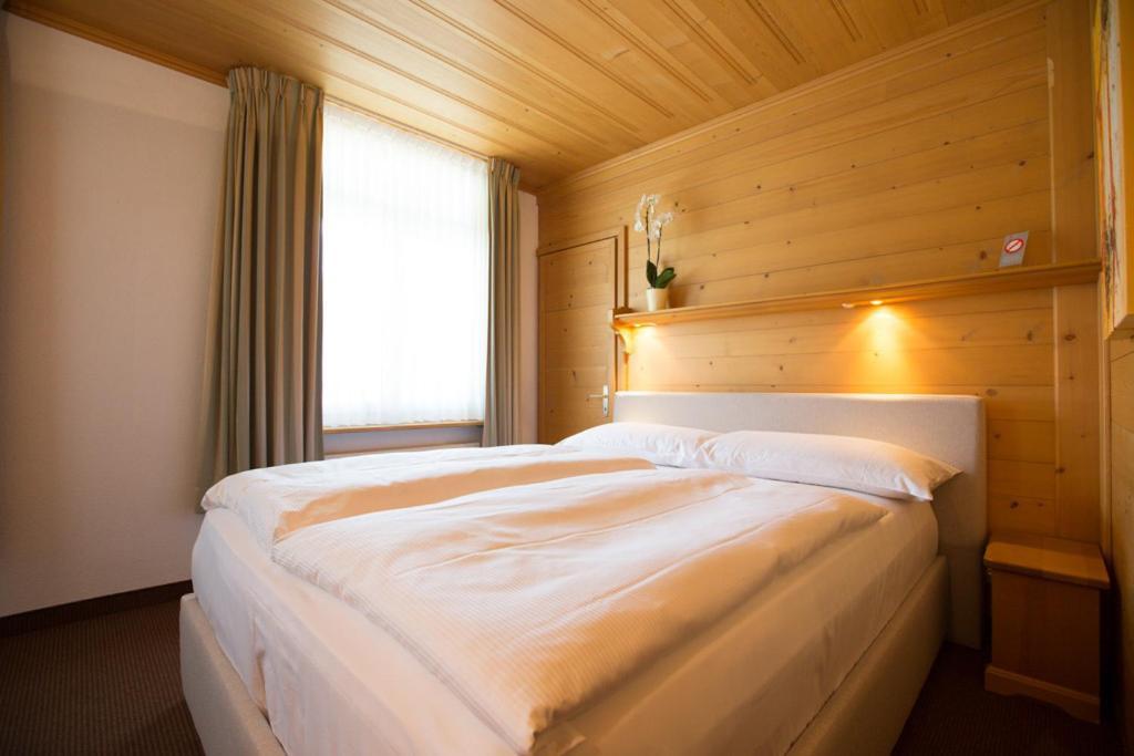 Sonnegg Hotel Zweisimmen Rom bilde