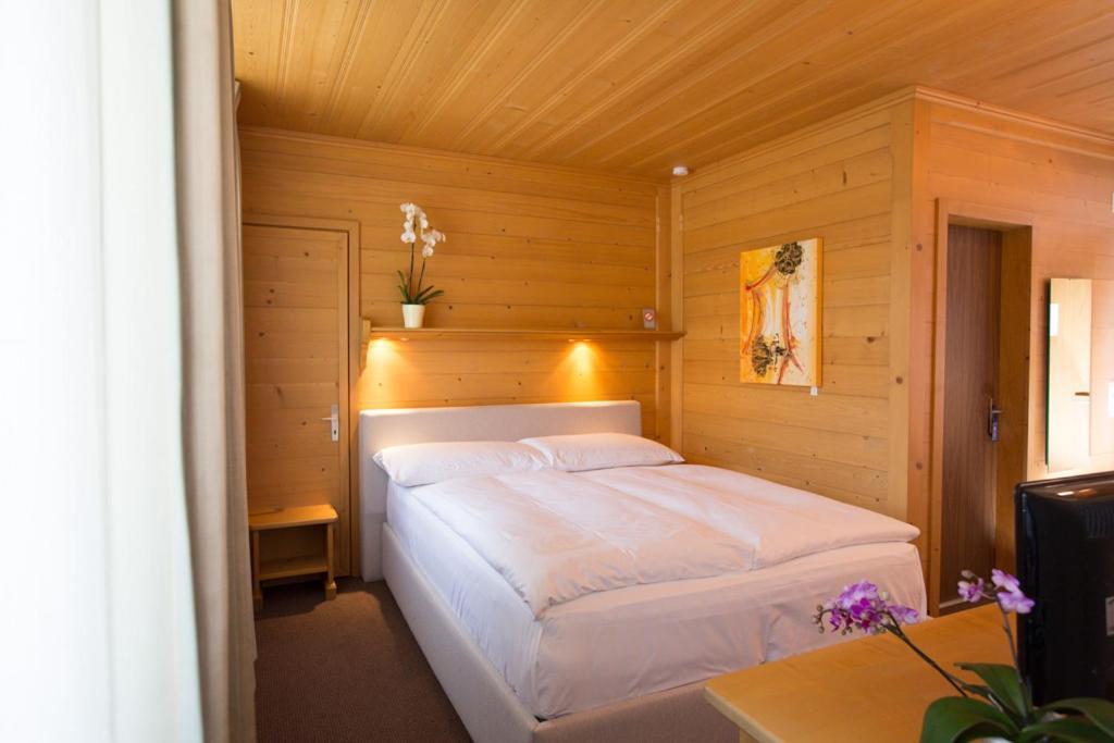 Sonnegg Hotel Zweisimmen Rom bilde